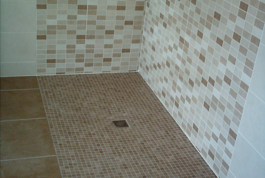 Douche &agrave; l'italienne.